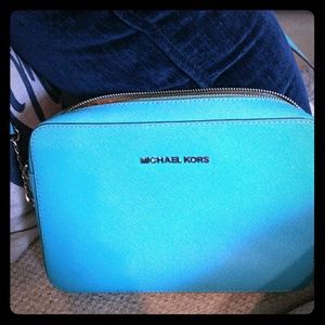Michael Kors blue cross bag